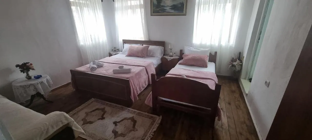 Apartman Loykas Rooms Gjirokastra